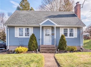 38 Willard Rd, Manchester, CT 06042