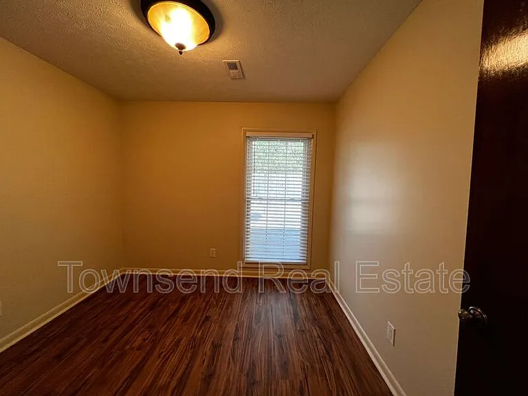 2716 Helaman Ct #12 — Photo 11
