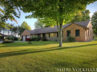 11456 N Division Ave, Sparta, MI 49345