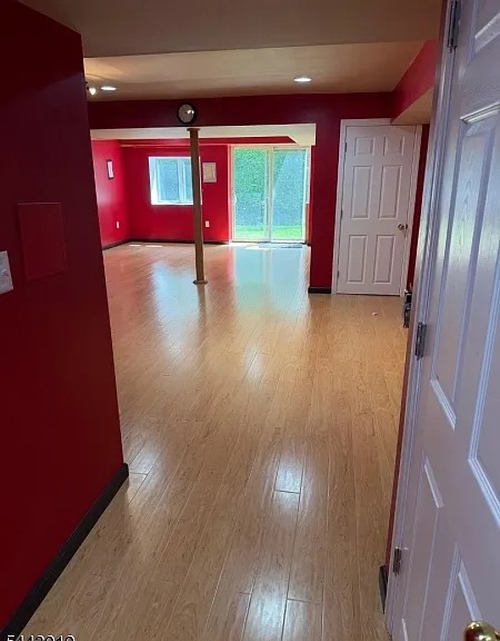 317 Raymound Blvd — Photo 9