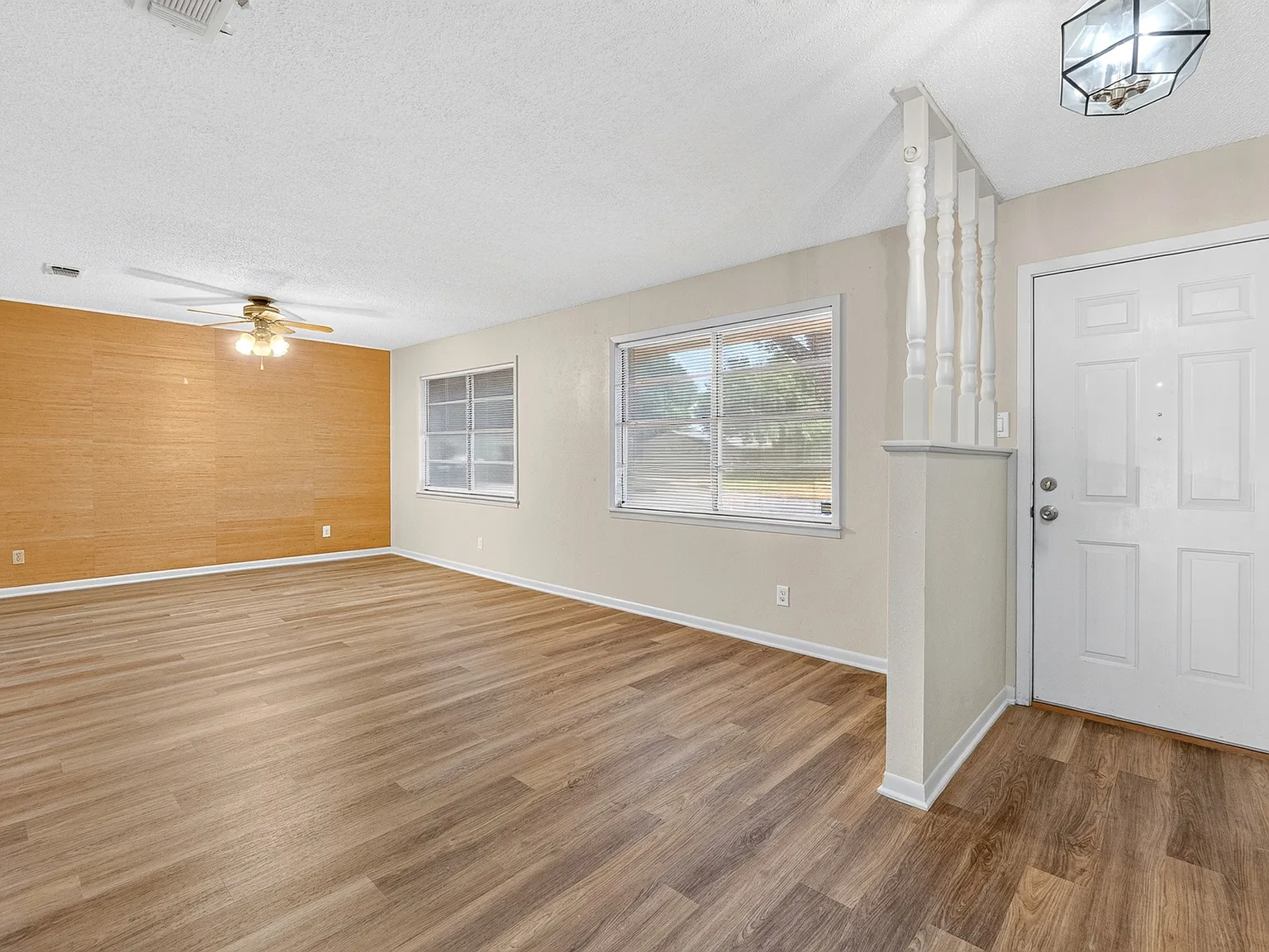506 Arapaho Drive - 1 — Photo 4