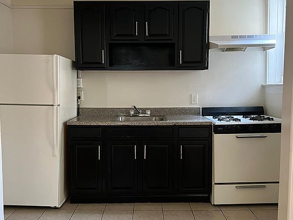 5th image of 30 Lenox Ave APT 106