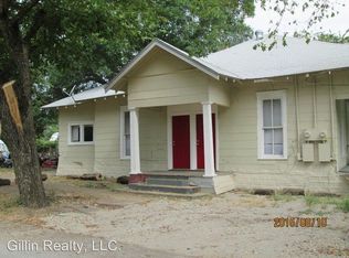 611 N Anglin St APT B, Cleburne, TX 76031