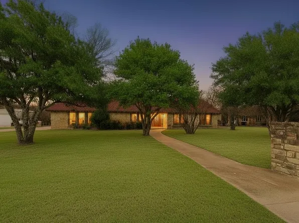 308 Ashwood Ln, Georgetown, TX 78628