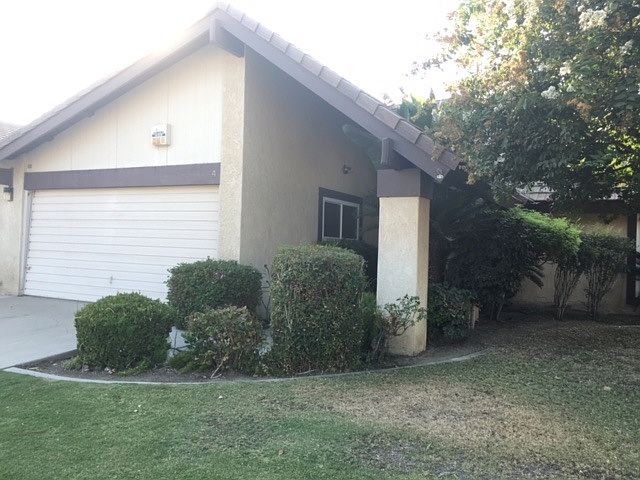 2nd image of 3200 El Encanto Ct