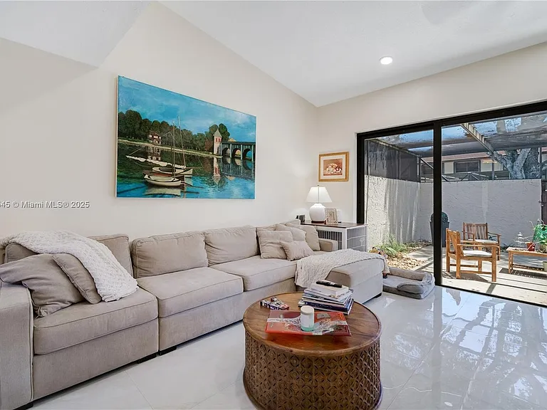 13370 SW 89th Ter #E — Photo 5