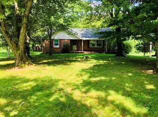 2538 Rickman Rd, Livingston, TN 38570