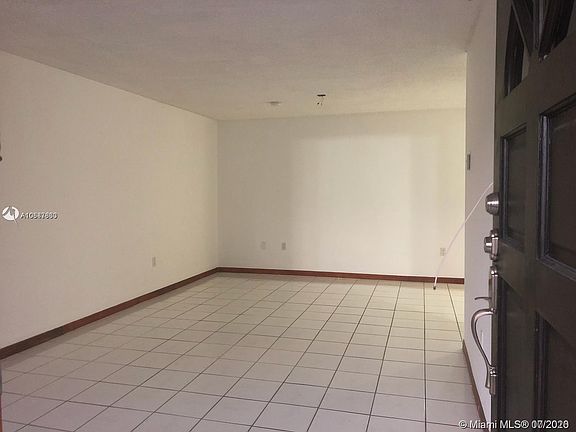 2nd image of 123 SW 113th Ave APT 106-9