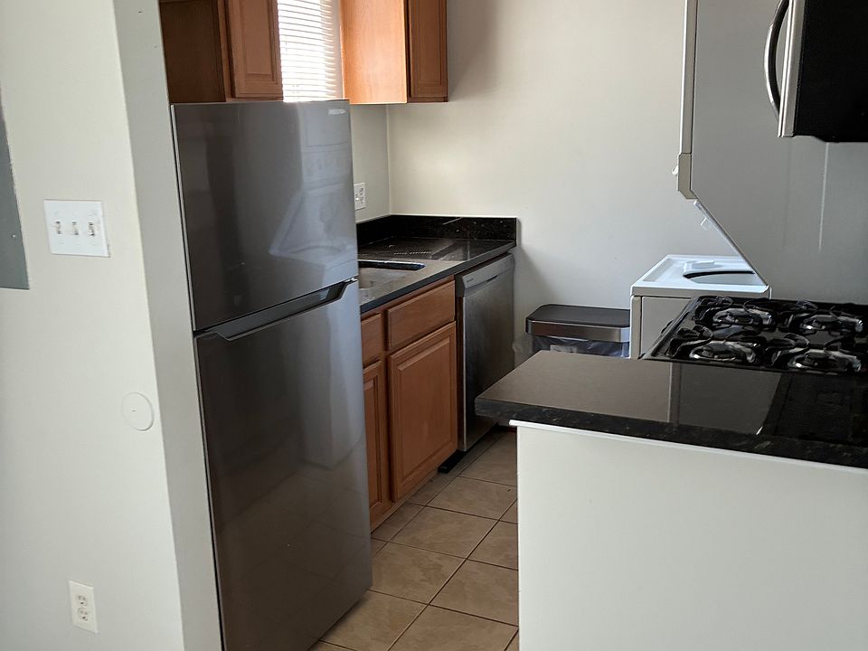 1st image of 9276 Adelphi Rd APT 203