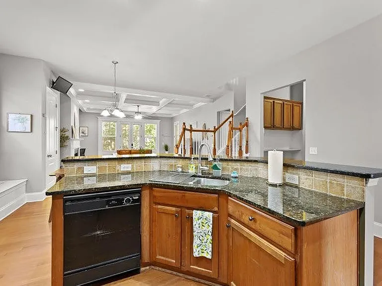 1151 Gateview Dr — Photo 6