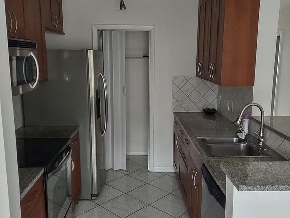 3rd image of 815 W Boynton Beach Blvd APT 16205