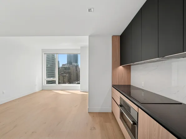 312 West 43rd Street image 1 of 35