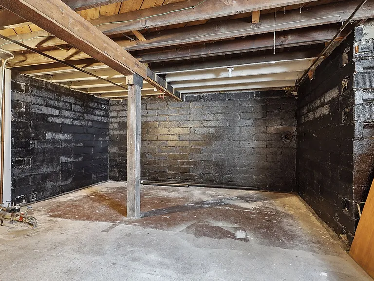 1119 Matilda St — Photo 30