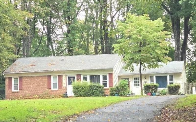 1st image of 7398 Little Ct