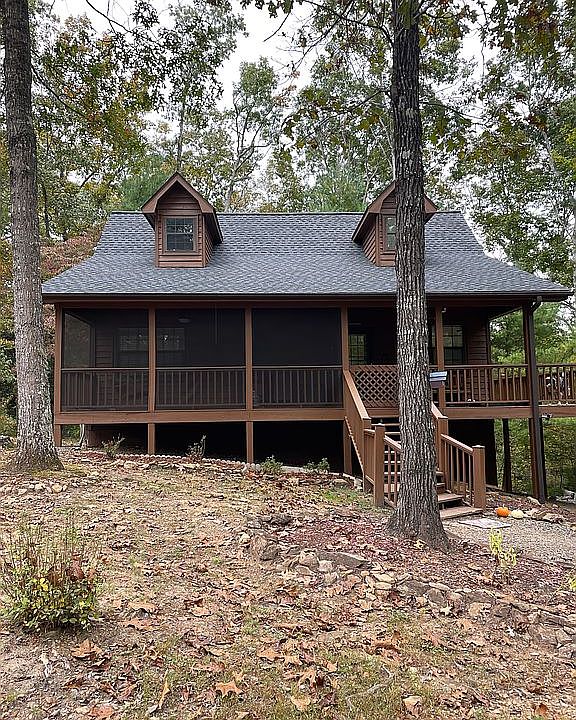 1st image of 420 W Ridge Dr