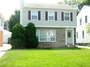 3703 Rolliston Rd, Shaker Heights, OH 44120