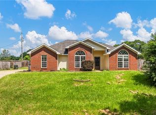 60 Duke Dr, Fort Mitchell, AL 36856