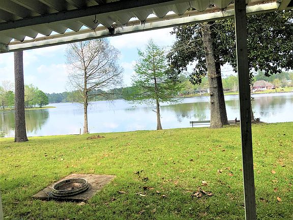 4th image of 214 Hornbeam Dr