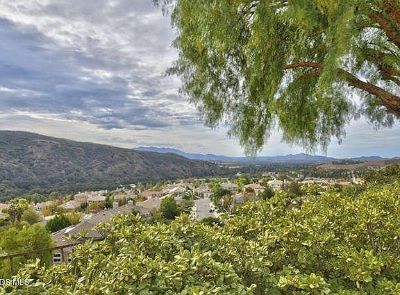 3538 Indian Ridge Circle-small-002-34-SK