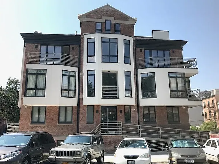 185 Leonard St #3A — Photo 28