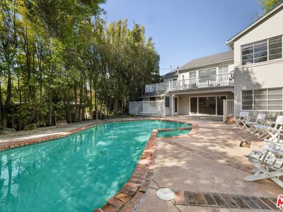 432 N Bonhill Rd, Los Angeles, CA, 90049