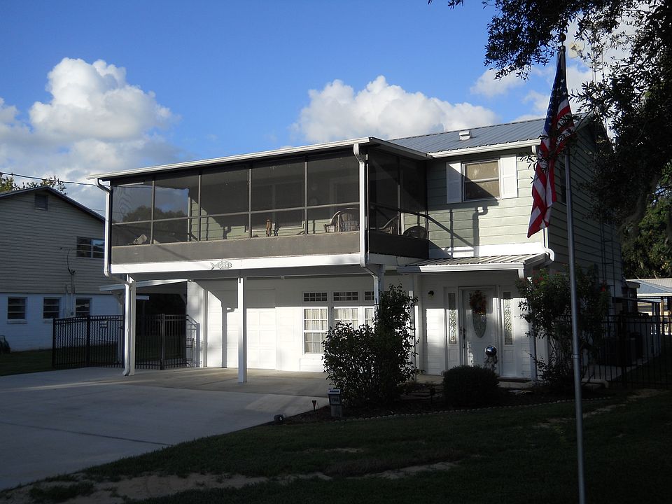 1st image of 206 NW Beechwood St