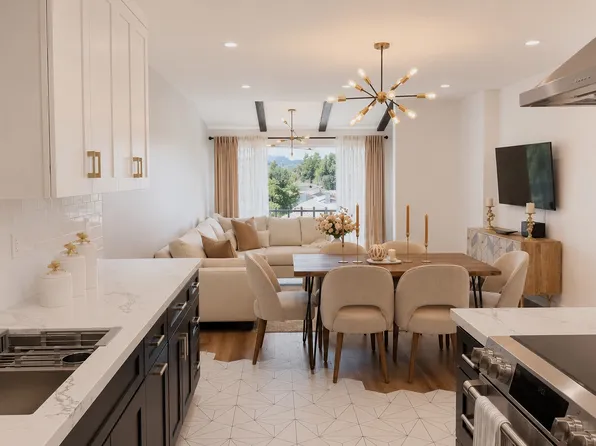 12720 Burbank Blvd, Valley Village, CA