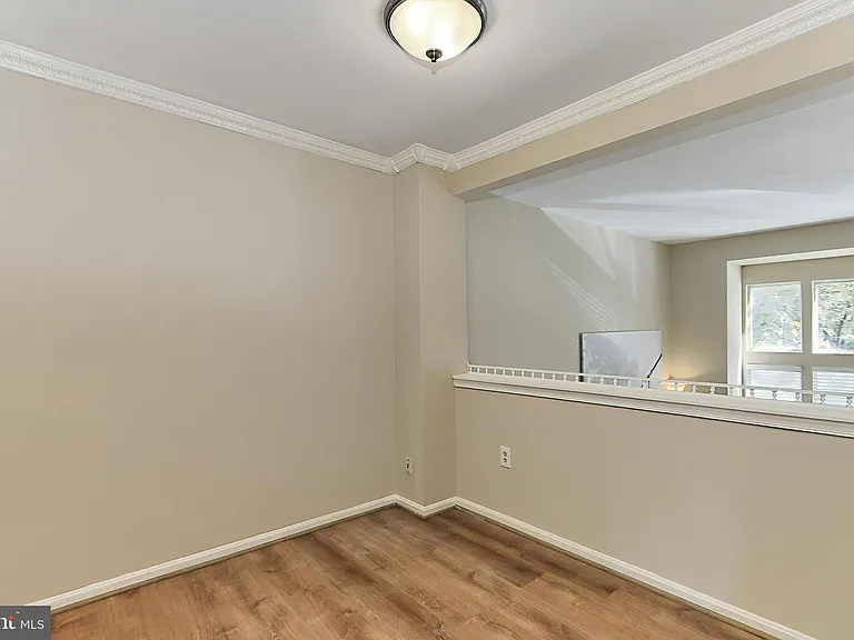9694 Poindexter Ct — Photo 8