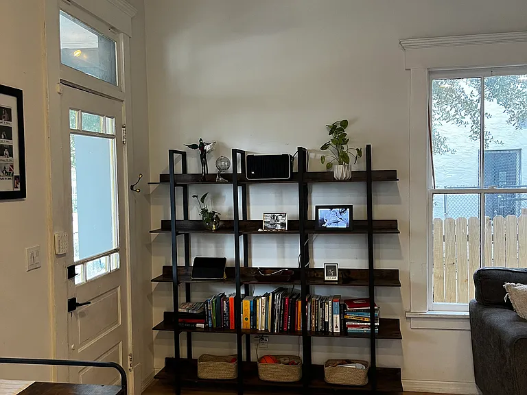 1407 Walnut St — Photo 6