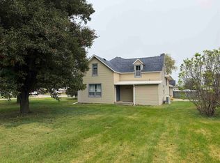1122 5th St, Columbus, NE 68601