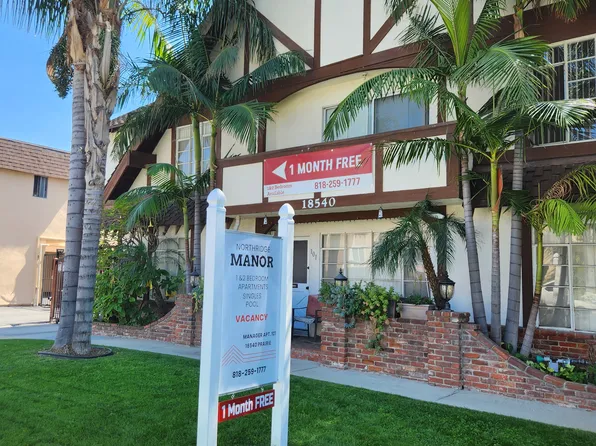 19540 Prairie St, Northridge, CA 91324