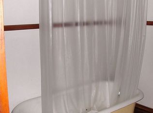 527 4th St, Reedsburg, WI 53959