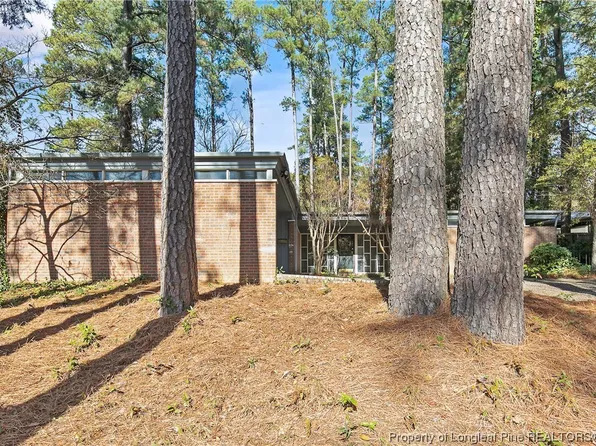2514 S Edgewater Dr, Fayetteville, NC 28303