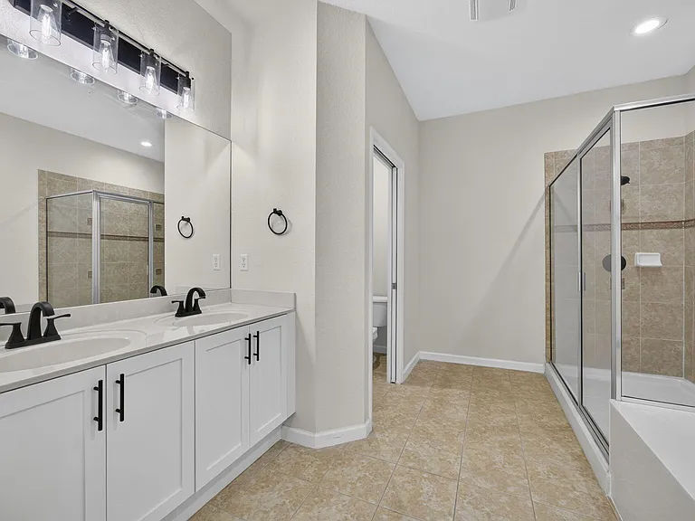 425 Greenwich Cir #204 — Photo 26