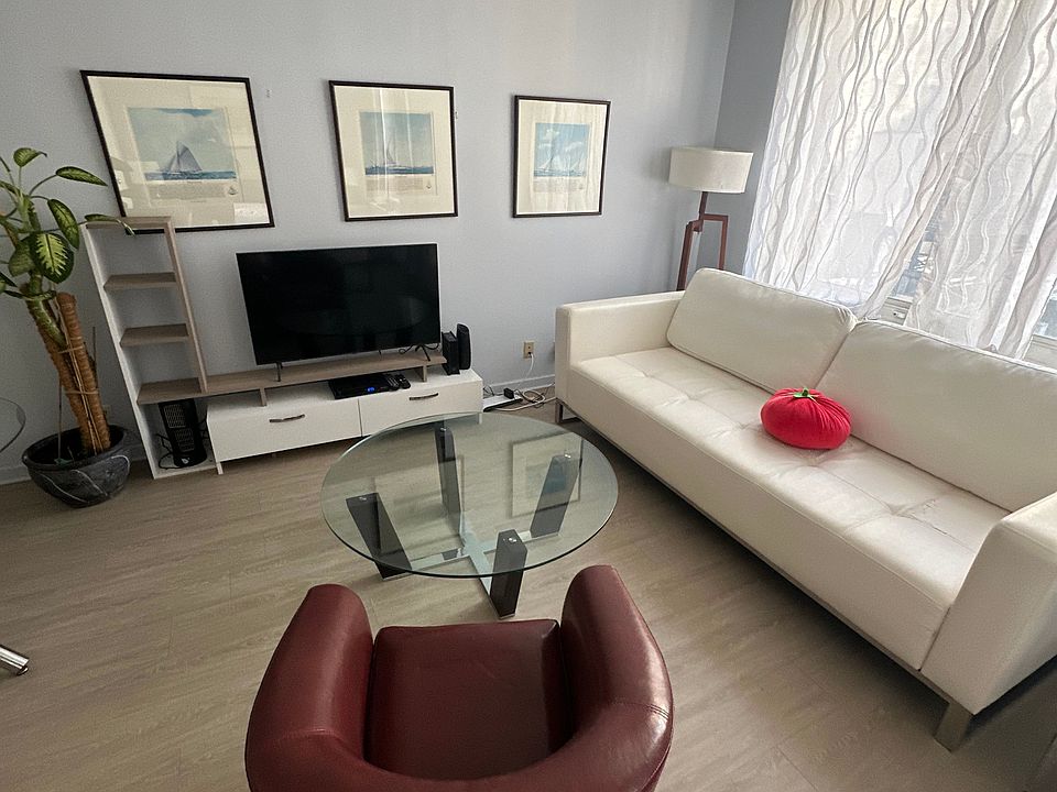 1st image of 145 E 48th St APT 14H