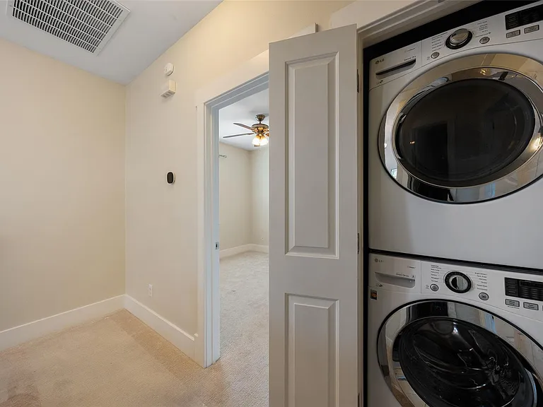 1007 Taulbee Ln #E — Photo 13