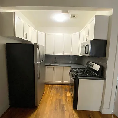 Rented by R New York | media 13