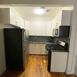 Rented by R New York