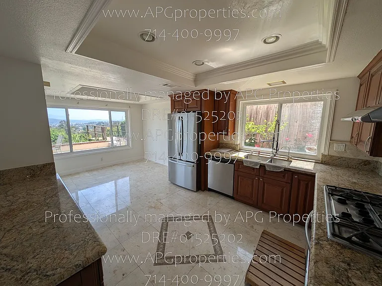 3246 Dolonita Ave — Photo 7