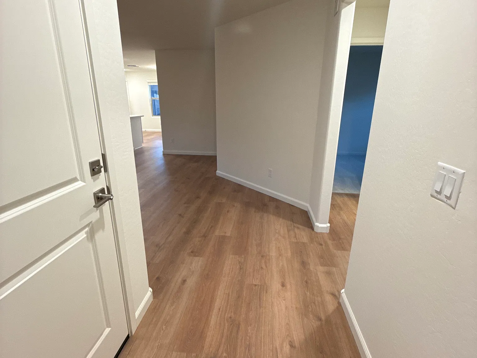 3 bed, 1355 sqft, $2,275 — Photo 4