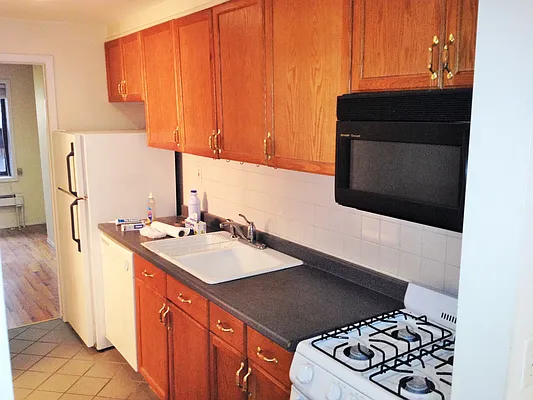 Rented by Remax Real Estate Professionals | media 20