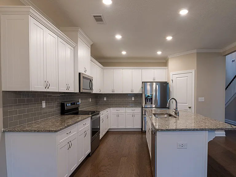 453 Arrowwood Dr — Photo 6