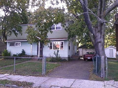 2nd image of 12 Surrey Dr