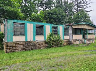 2192 Kunkletown Rd, Saylorsburg, PA 18353