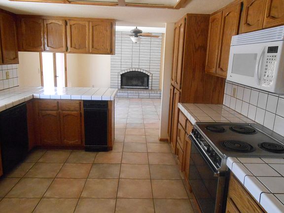 5th image of 2769 S Marion Ave