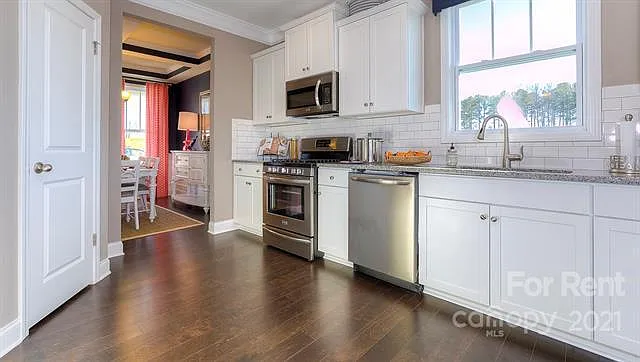 1120 Walbury Hill Rd — Photo 37
