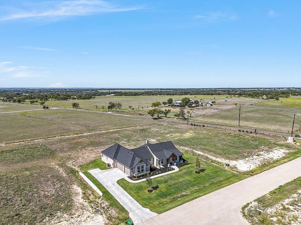 1st image of 120 Maci Dr