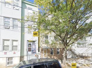 148 Saratoga St FLOOR 3, Boston, MA 02128