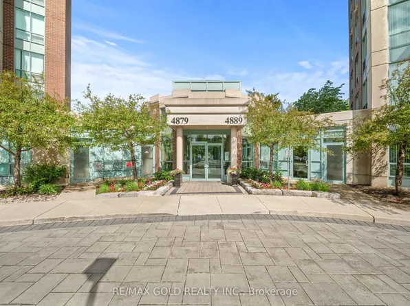4889 Kimbermount Ave #1502, Mississauga, ON L5M 7R9