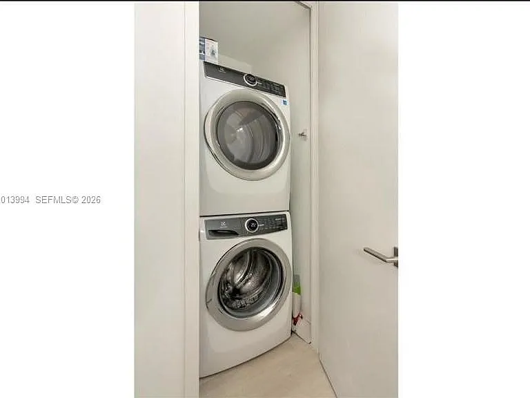 2831 S Bayshore Dr #1504 — Photo 17